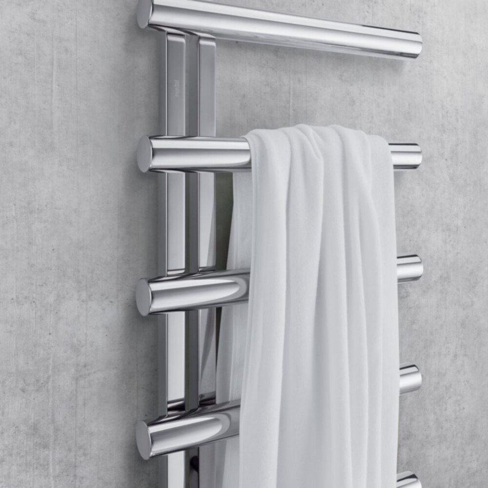 Дизайнерська рушникосушка Zehnder Runtal Chime CHR-180-050